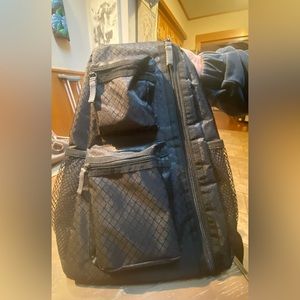 Thirty one bag new WO tags great for travel